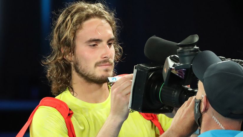 Tsitsipas' stand-up show in Melbourne, fans laughed their heads off for his sincerety