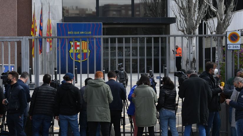 Barcelona: "From riches to rags" in half a decade