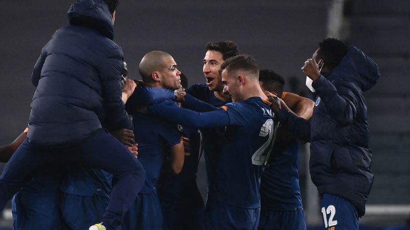 Crazy football! Porto knocks Juventus out of Champions League!