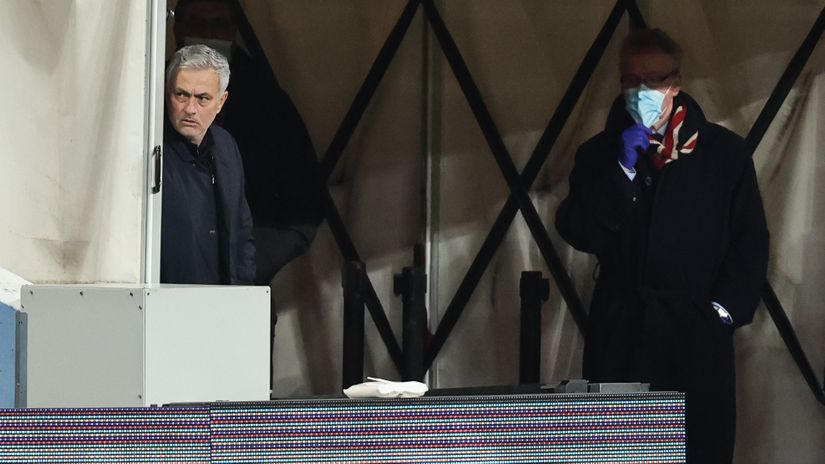 Don't look back in anger - the majority of the Spurs fans want Mourinho out
