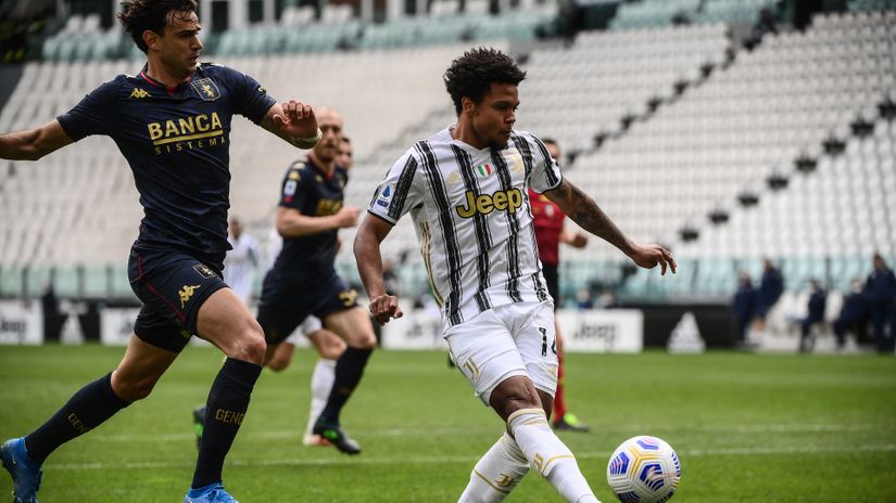 Juventus ease to victory against mediocre Genoa