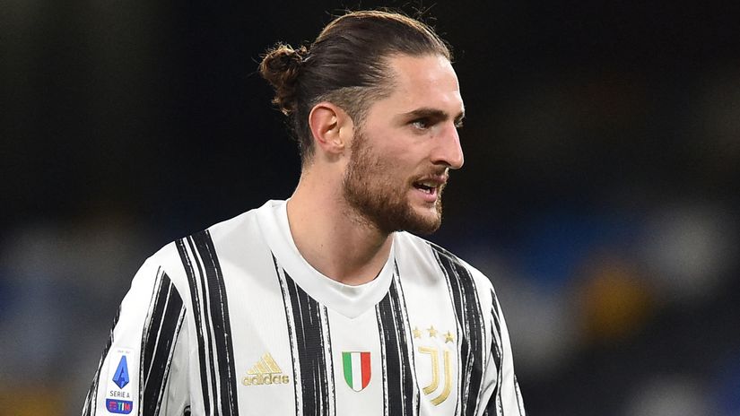 Juve to offload Rabiot, Barca and Chelsea ready to pounce