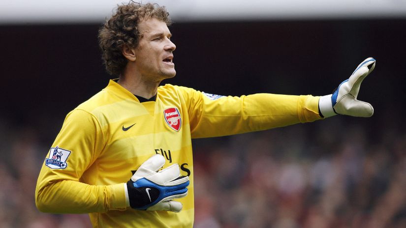 Ex Arsenal keeper sacked over racist message