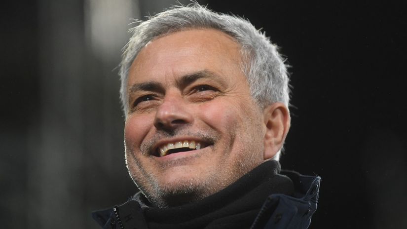 Mourinho gets his "Special One" ice-cream in Rome