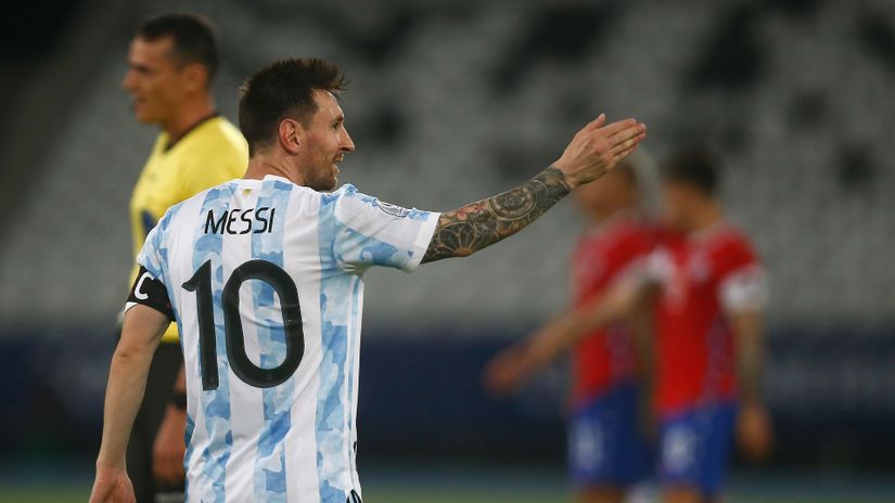 Messi frustrated after Argentina draw with Chile at Copa America