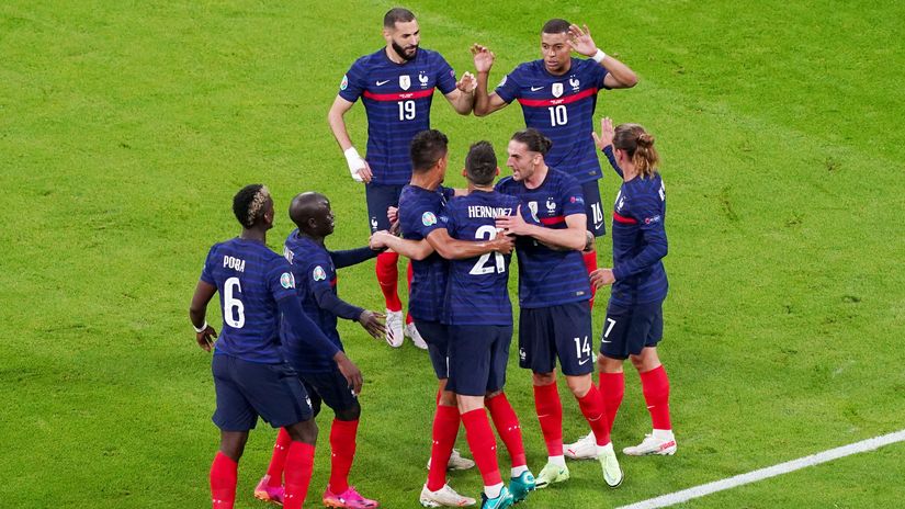 Own goal enough for France to defeat Germany in the 'group of death'
