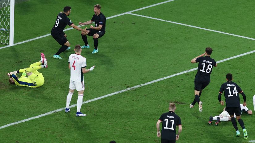 Ronaldo scores two penalties in a draw with France, while Germans schedule a derby with England