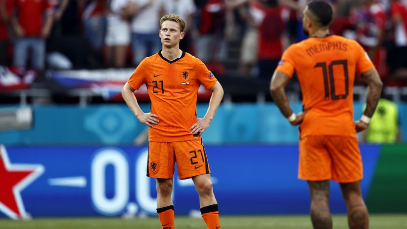 The Dutch fail too much, crushing in a nervous game to Czechs