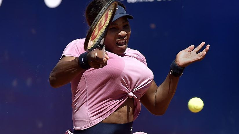 Federer and Serena primed for Wimbledon openers on Super Tuesday