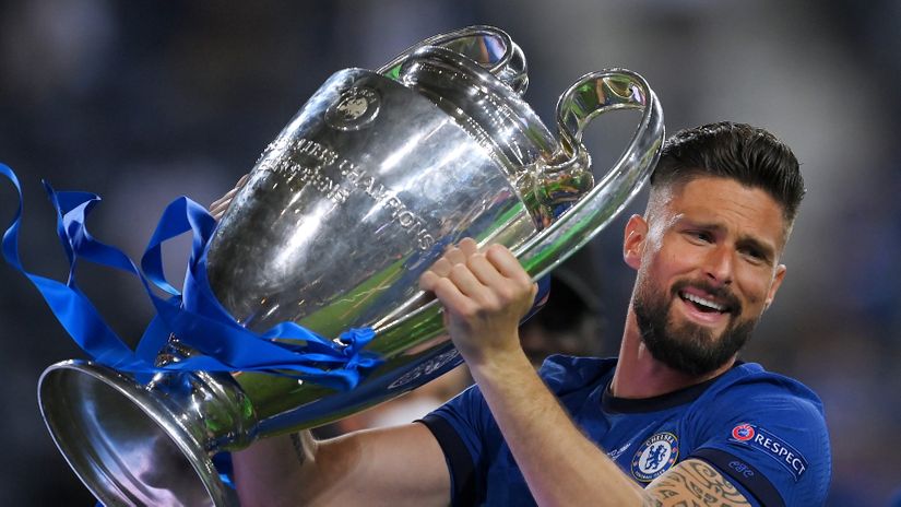 Chelsea sold Giroud to Milan for 'pocket change', medical checks remaining