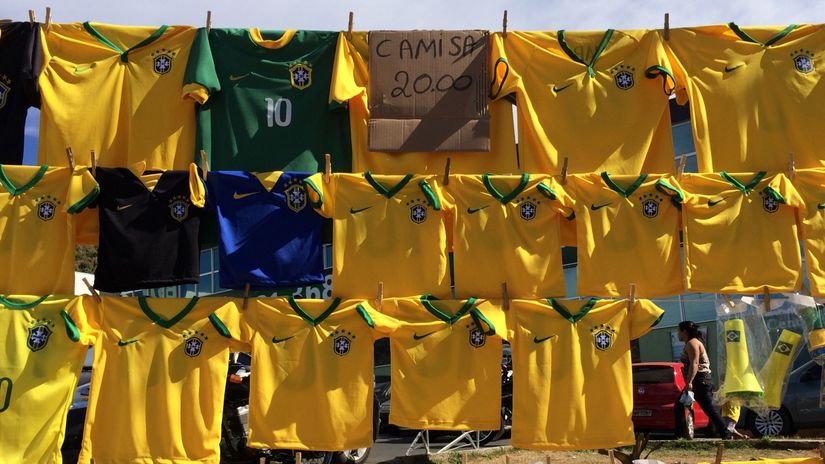 Covid, restrictions and arguments: Should Premier League clubs let their Brazilians fly home?