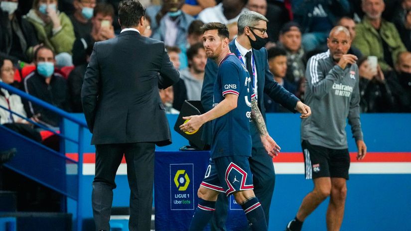 Someone should warn Poch he's on a notice period after the mess with Messi