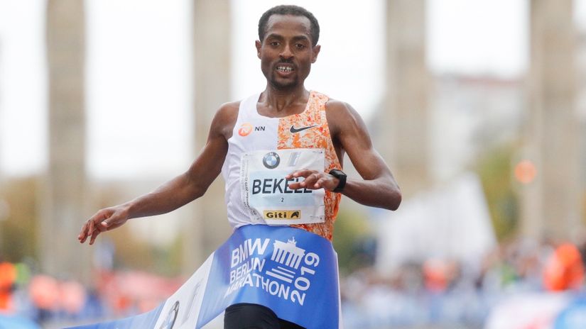 Champion Bekele favourite as Berlin Marathon returns