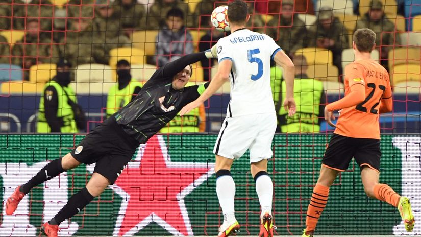 Veteran Pyatov denies Inter from winning in Ukraine