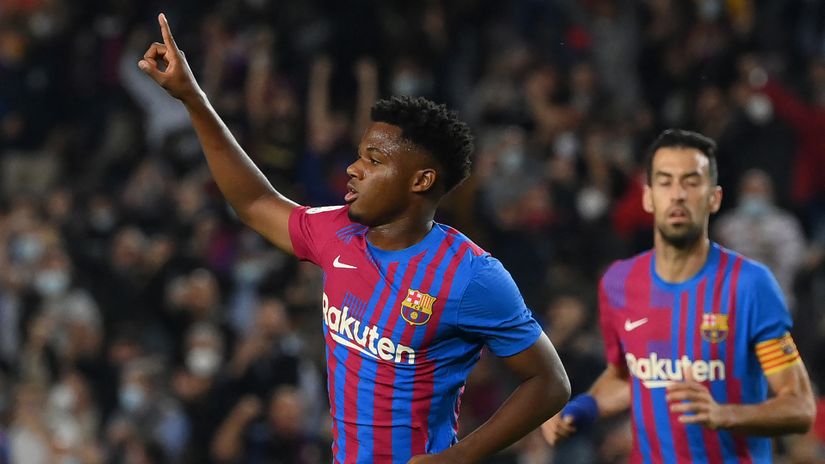 New 'Messi' is back and Barca comes from behind to defeat Valencia