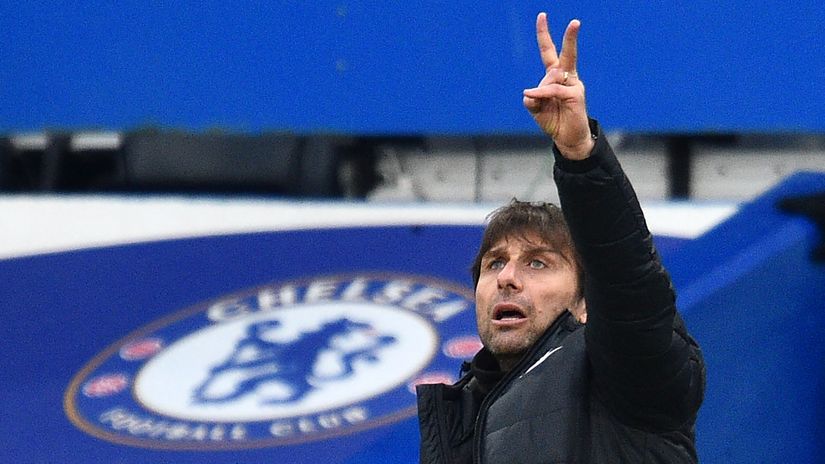 Conte interested in Manchester job but would it be a wise move?