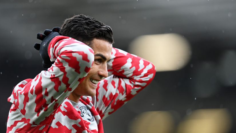 Cristiano Ronaldo and his partner expecting twins