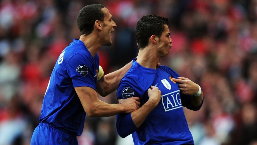 Man United legend defends his former teammate: Criticizing Ronaldo is 'blasphemy'