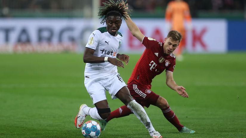 Anti-vaxxer Kimmich with his backs to the wall as Bayern punish him heavily