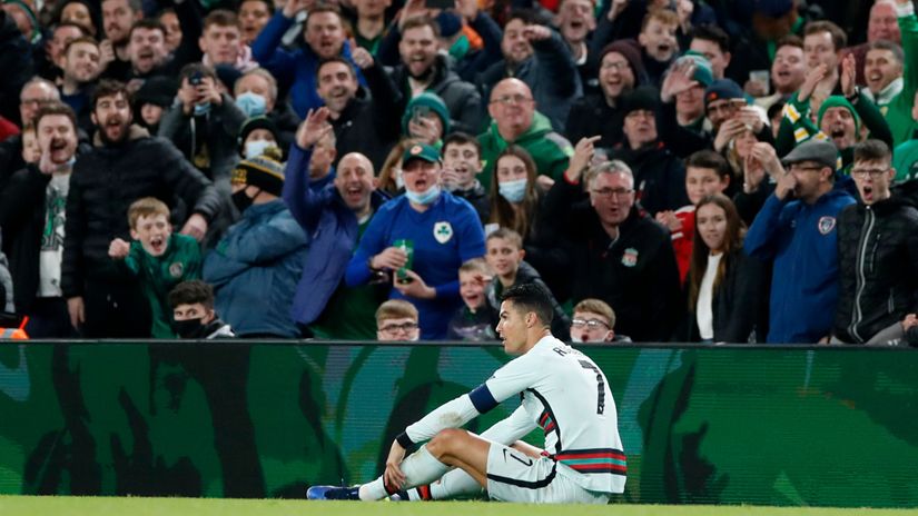 Portugal manage to draw against Ireland, Spain take advantage of Swede's defeat