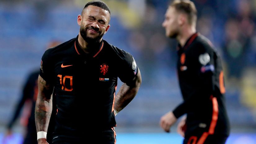 Falcons last gasp comeback null Depay's brace and Oranje's WC reservation
