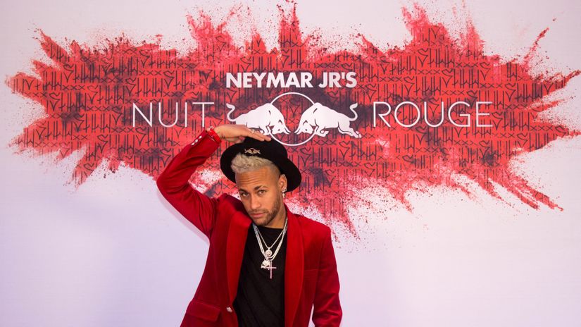 Injured Neymar was still partying in Sao Paolo