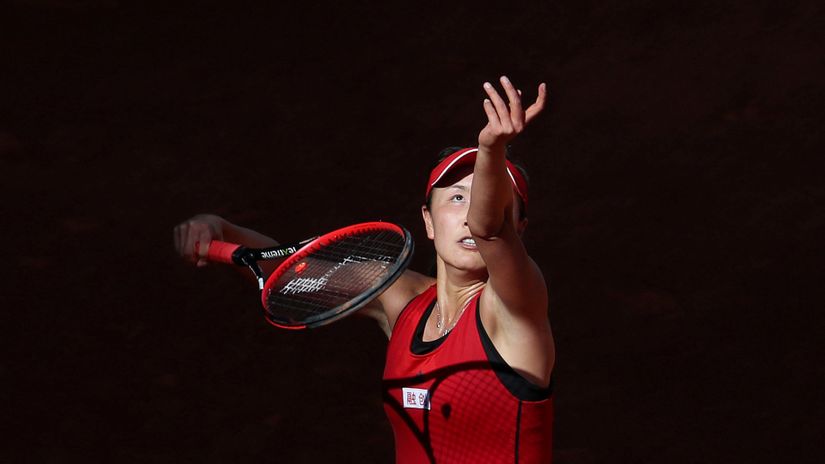 Chinese tennis star Peng Shuai reappears at public event