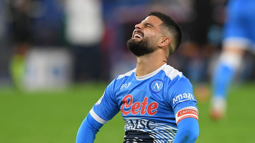 Insigne's agent warned Napoli: We will not talk to other clubs until January, but…