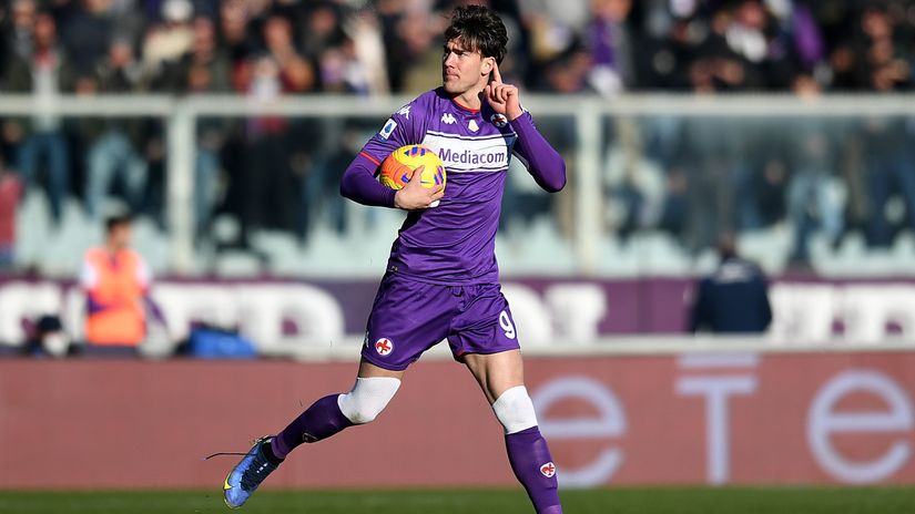 One more to go for Vlahovic to overtake CR7's Serie A record