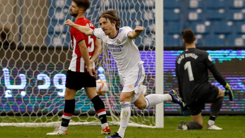 Modric and Benzema team up for Real Madrid's much deserved Spanish Super Cup title