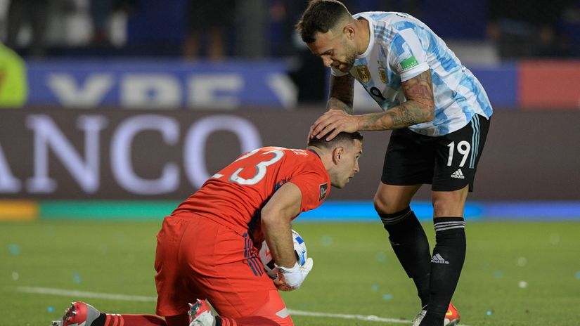 Chile interior minister to Martinez and Otamendi: You should apologize and be more humble