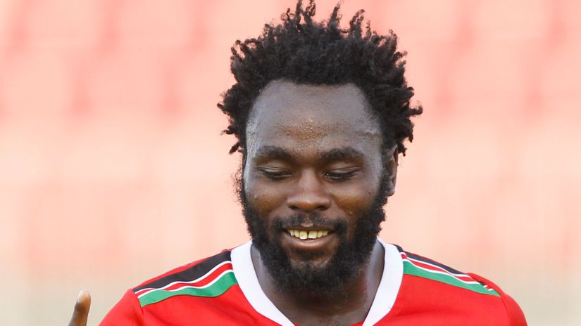 Elvis Rupia completes move to Police