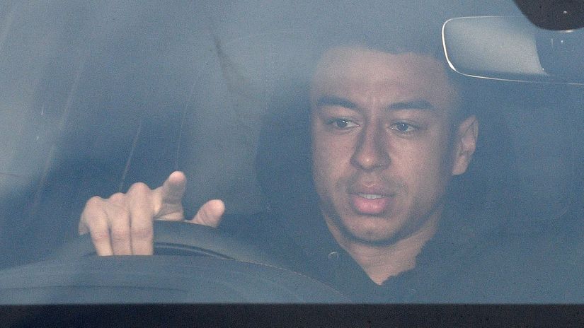 Another row between Rangnick and the player: Jesse denies he asked for extra time