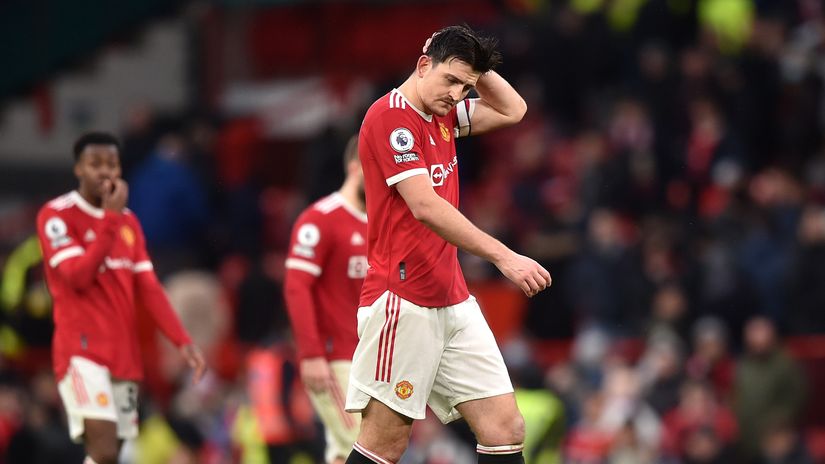 Lucky Man United avoid defeat, Southampton have a big question for the referee