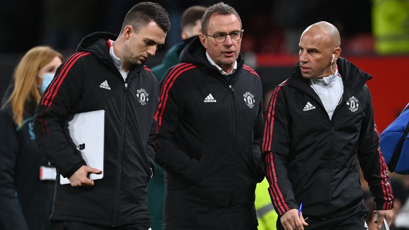 United players are using agents, PR teams and media to slag off Rangnick and Garry Neville knows their names