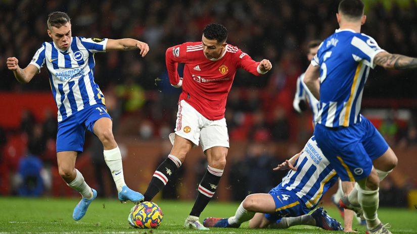 You leave him pockets of space, he leaves you with empty pockets