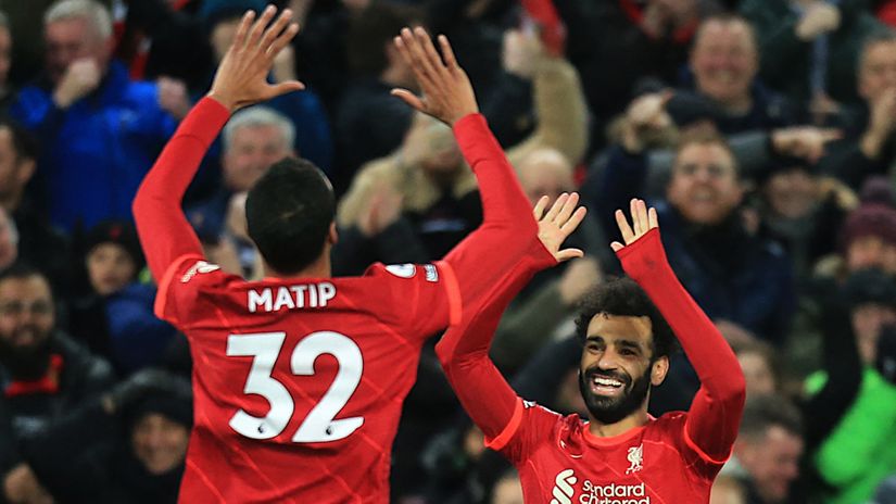 Tight at the top, tight at the bottom: Liverpool hammer Leeds to put pressure on the Citizens