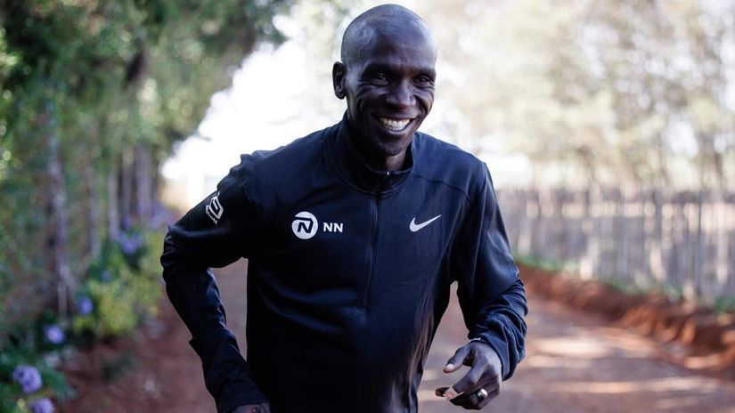 Eliud Kipchoge arrives in Japan ahead of Tokyo Marathon debut
