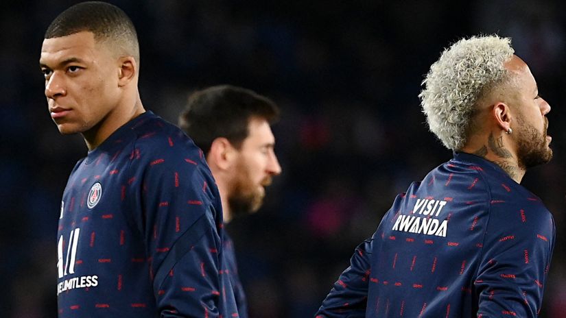 PSG wants to renew Mbappe at all costs, Neymar denies rift with Donnarumma