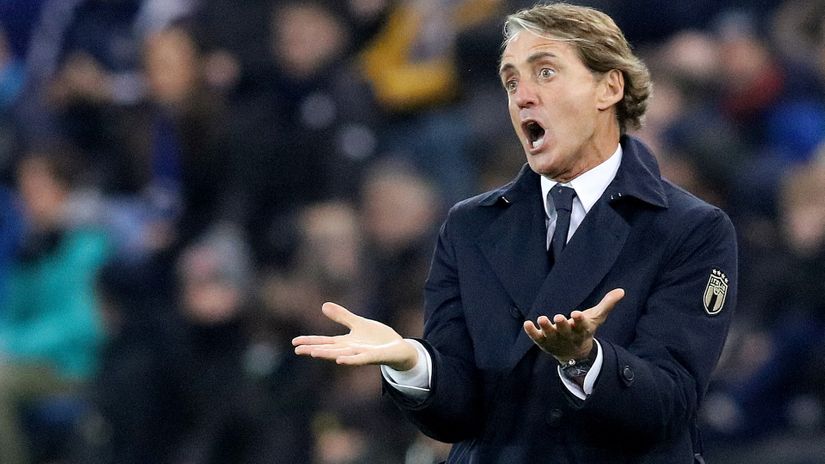 Only in Italy: Mancini publicly criticized by his own mother