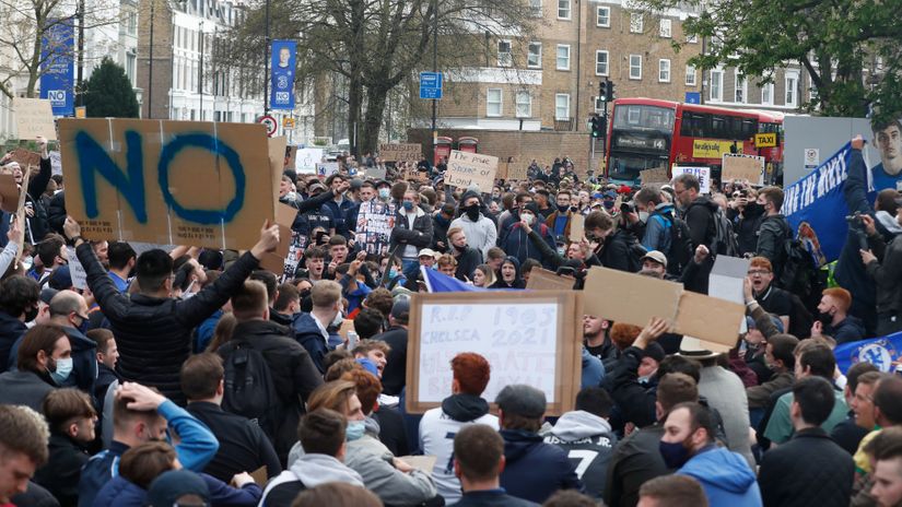 Tuchel supports fans protest against potential owners