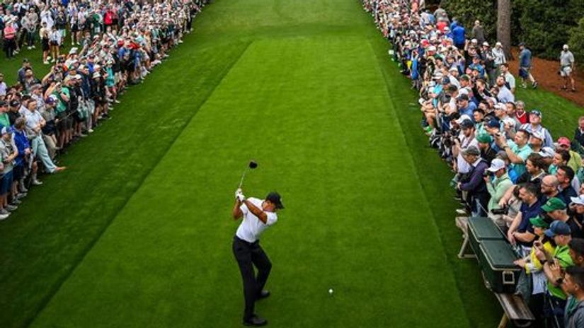 Woods defies the odds in quest for sixth Masters title