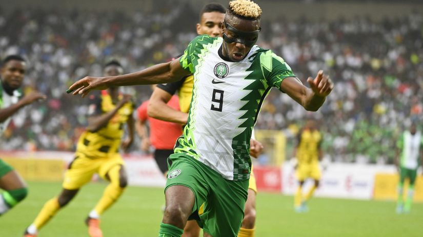 Former PSG, Barca and PSV coaches apply for Nigeria job