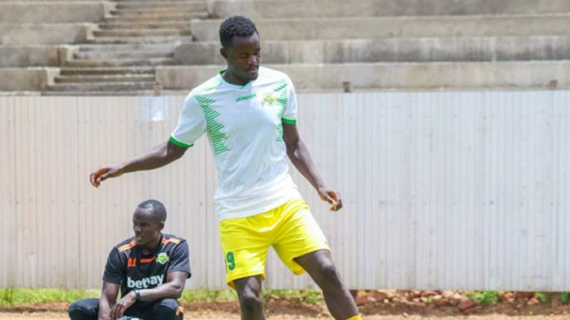 Leading scorer Oluoch predicts tough outing against KCB on Sunday