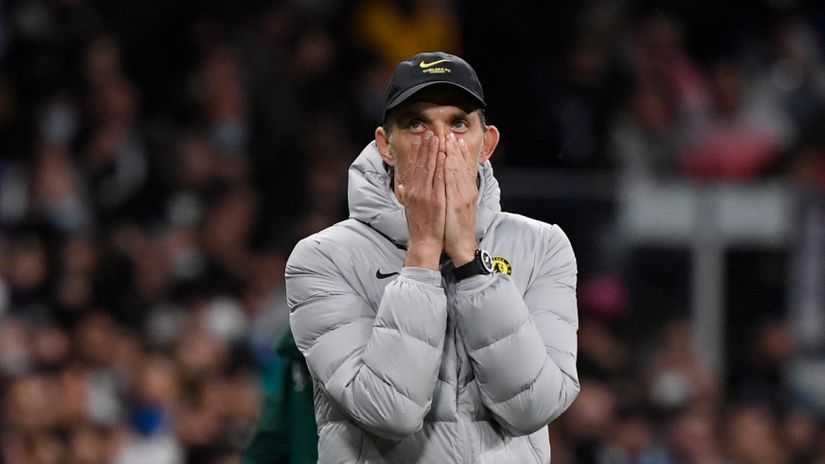 Tuchel blames the pitch and his players for a loss to Arsenal