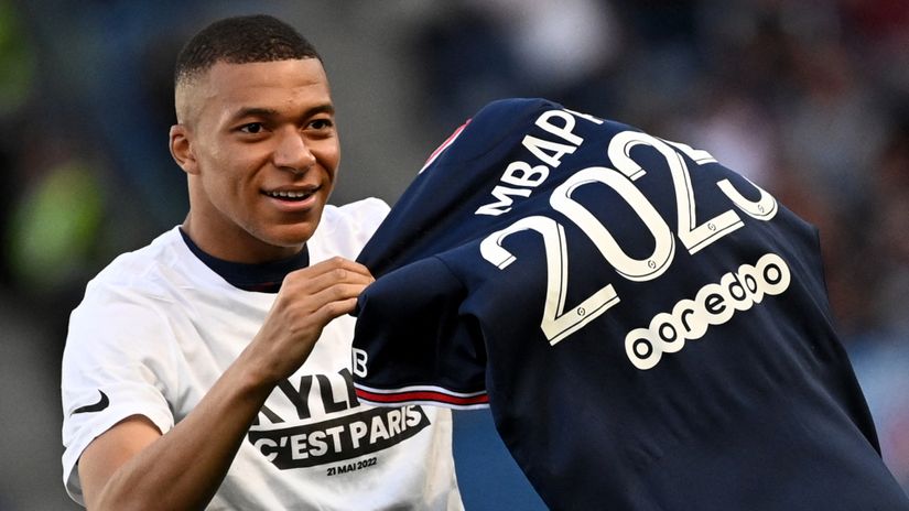 Official: Mbappe stays at Paris for a truckload of cash!